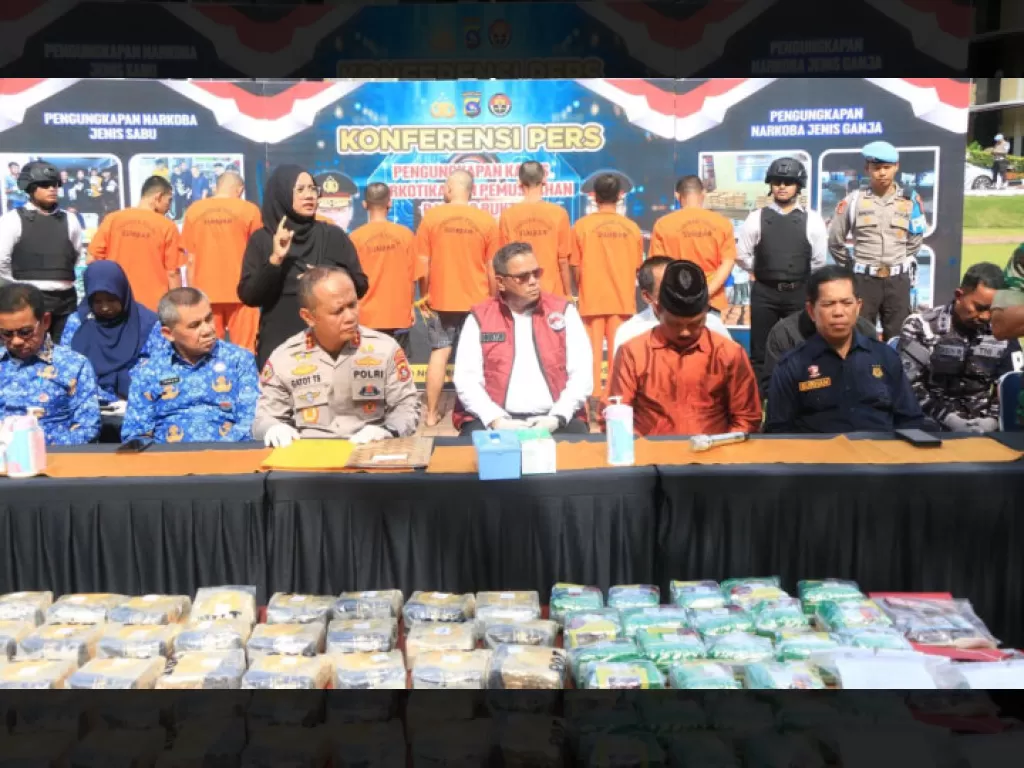 Gempuran Tanpa Henti Polda Sumbar: 56 Tersangka Diciduk, 100 Kilogram Sabu dan Ganja Digagalkan dalam 3 Bulan