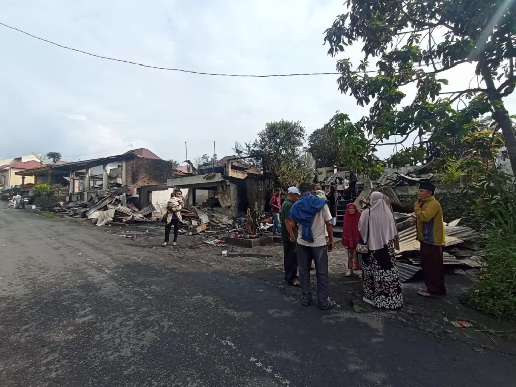 Kebakaran Hebat Landa Tanah Datar
